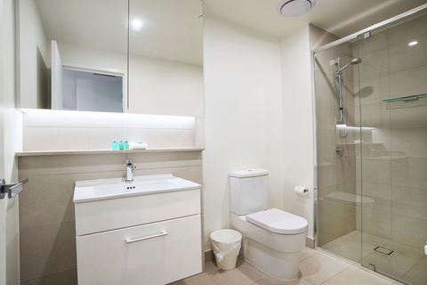 Arise Atlas - Surfers Paradise Gold Coast 2