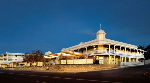 Tradewinds Hotel - Surfers Paradise Gold Coast 0