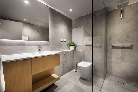 Tradewinds Hotel - Surfers Paradise Gold Coast 2