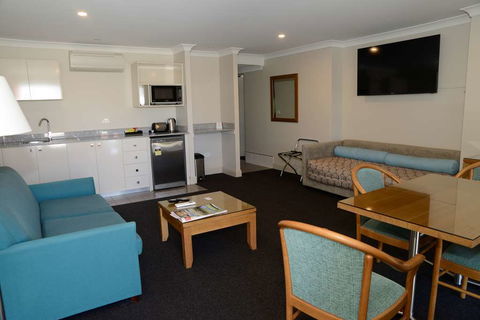 Bathurst Heritage Motor Inn - Surfers Paradise Gold Coast 2