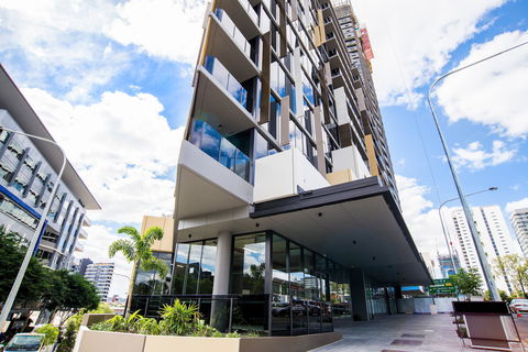 Arise Brisbane One - Surfers Paradise Gold Coast 0