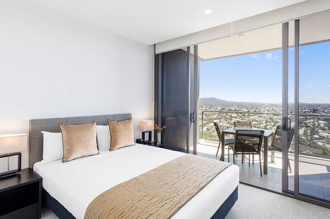 The Milton Brisbane - Surfers Paradise Gold Coast 1