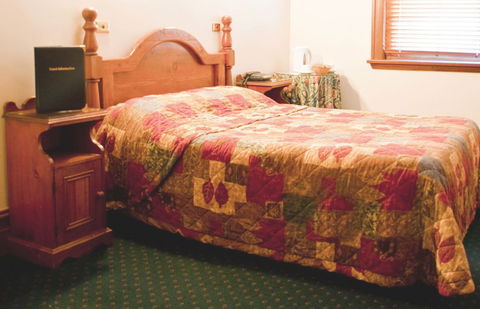 O'Malleys Hotel - Surfers Paradise Gold Coast 1