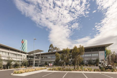 Travelodge Hobart Airport - Surfers Paradise Gold Coast 0