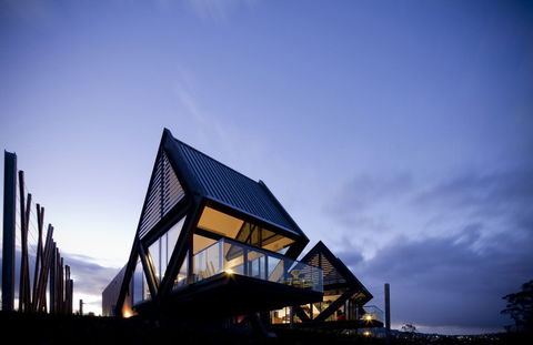 Mona Pavilions - Surfers Paradise Gold Coast 0
