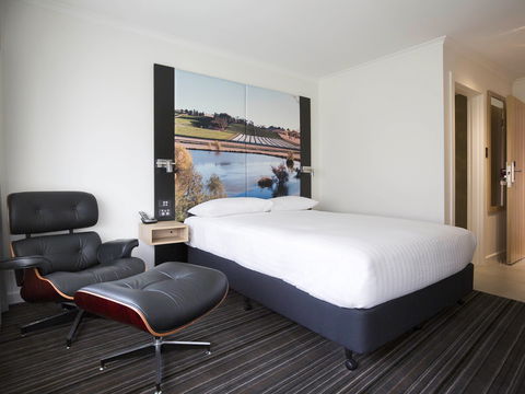 Mercure Launceston - Surfers Paradise Gold Coast 1