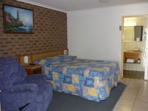Lantern Motor Inn - Surfers Paradise Gold Coast 1