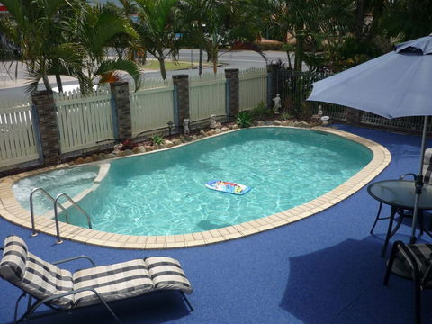 Lantern Motor Inn - Surfers Paradise Gold Coast 2