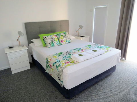 The Shores Holiday Apartments - Surfers Paradise Gold Coast 1