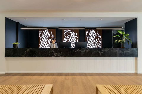 Travelodge Resort Darwin - Surfers Paradise Gold Coast 2