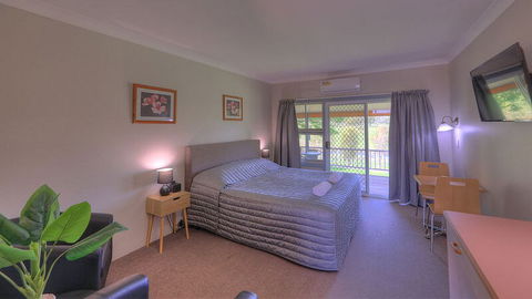 Jacaranda Motor Lodge - Surfers Paradise Gold Coast 1