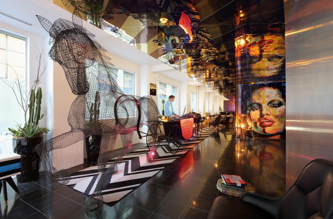 Adelphi Hotel - Surfers Paradise Gold Coast 1