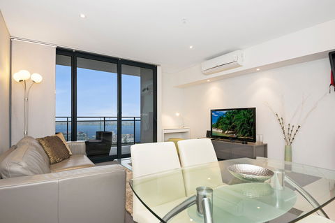Astra Apartments Perth - Surfers Paradise Gold Coast 0