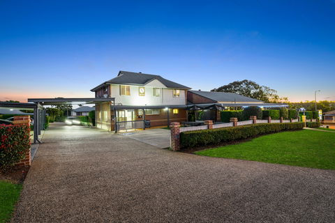 Ambassador On Ruthven Motel - Surfers Paradise Gold Coast 0