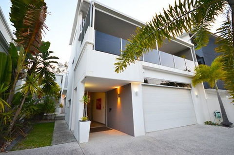 Alex Beach House - Surfers Paradise Gold Coast 0