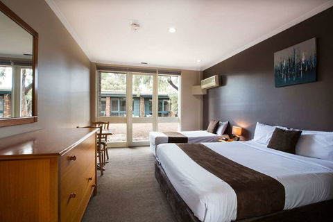 Burvale Hotel - Surfers Paradise Gold Coast 7