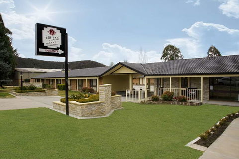 Zig Zag Motel - Surfers Paradise Gold Coast 1