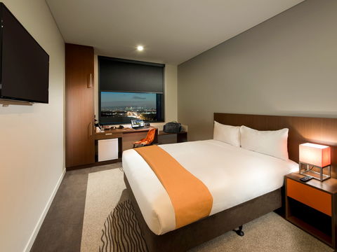 Ibis Brisbane Airport Hotel - Surfers Paradise Gold Coast 1