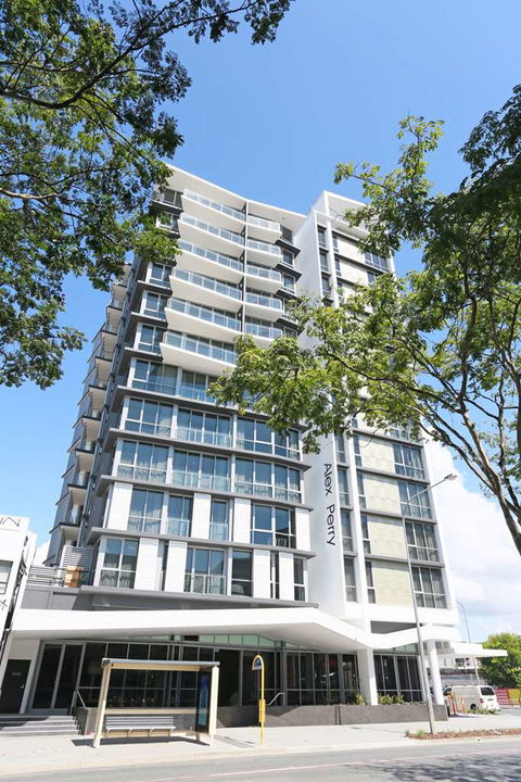 Alex Perry Hotel And Apartments - Surfers Paradise Gold Coast 0