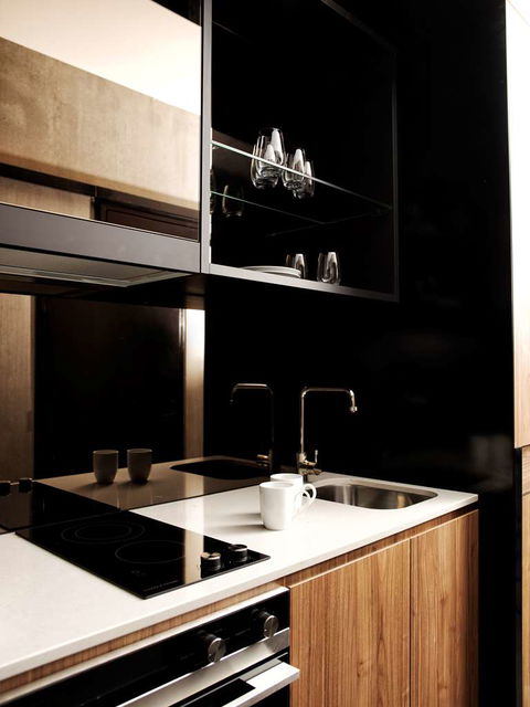 A By Adina Canberra - Surfers Paradise Gold Coast 17