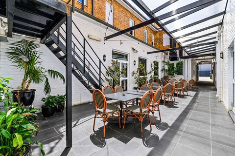 CH Boutique Hotel - Surfers Paradise Gold Coast 2