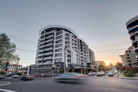 Adina Apartment Hotel Wollongong - Surfers Paradise Gold Coast 2