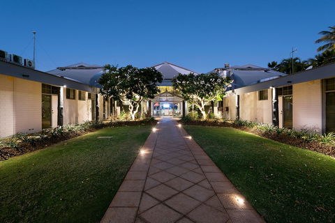The Mangrove Resort Hotel - Surfers Paradise Gold Coast 0