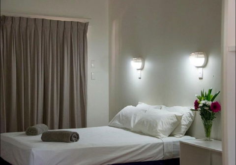 Roebuck Bay Hotel - Surfers Paradise Gold Coast 1