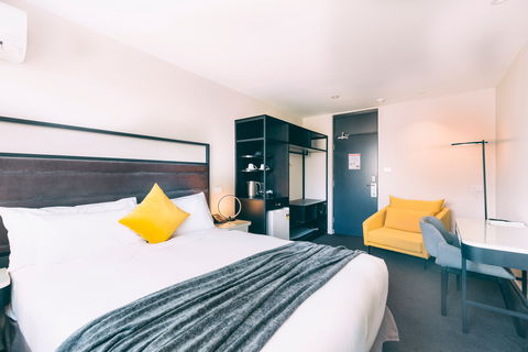 Haven Glebe - Surfers Paradise Gold Coast 2