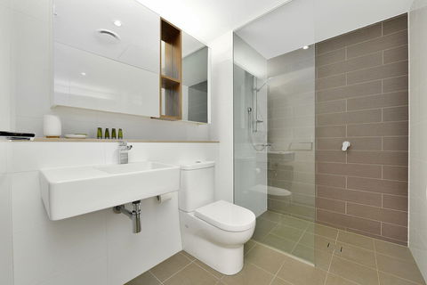 Astra Apartments MacQuarie Park - Surfers Paradise Gold Coast 1