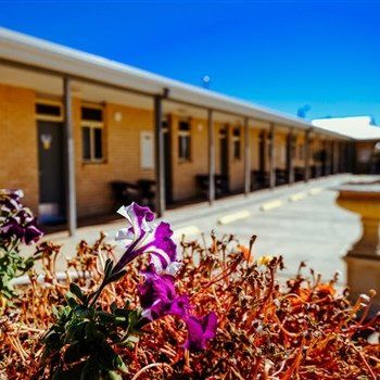 MAS Country Club Motor Inn - Surfers Paradise Gold Coast 1