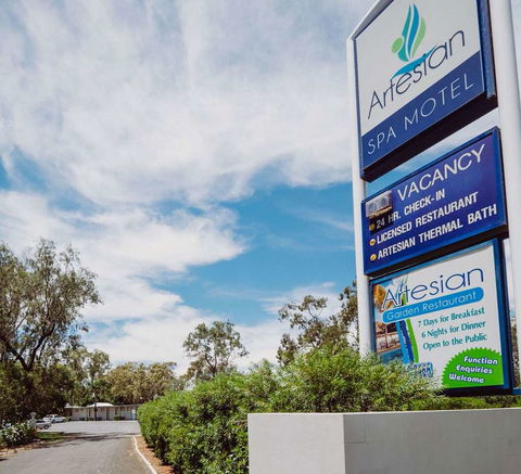Artesian Spa Motor Inn - Surfers Paradise Gold Coast 0