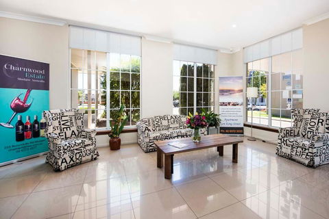 Winning Post Motel - Surfers Paradise Gold Coast 2