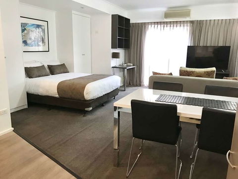 DressCircle Apts - Archer St - Surfers Paradise Gold Coast 2