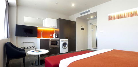 Abode Woden - Surfers Paradise Gold Coast 2