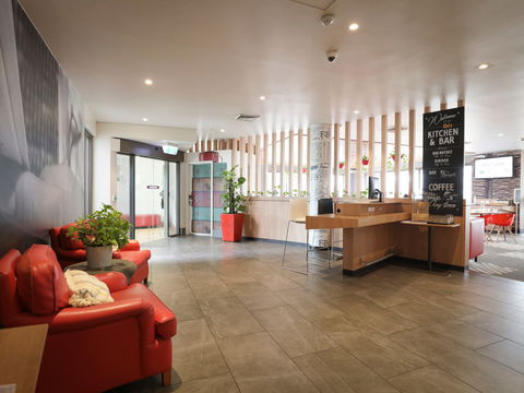 Ibis Sydney Airport - Surfers Paradise Gold Coast 0