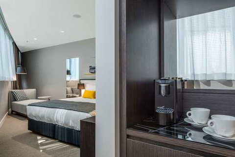 Peppers Docklands - Surfers Paradise Gold Coast 2