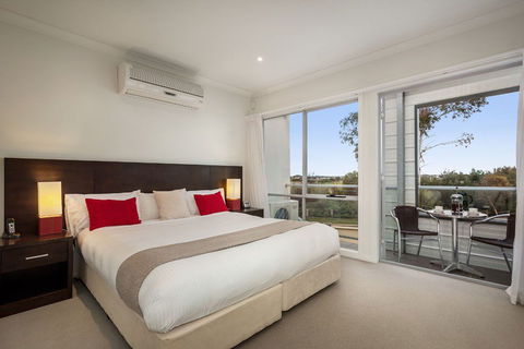 Quest Sanctuary Lakes - Surfers Paradise Gold Coast 1