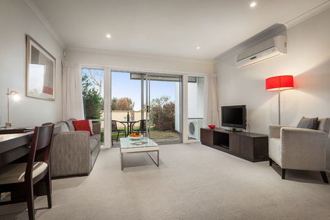 Quest Sanctuary Lakes - Surfers Paradise Gold Coast 2