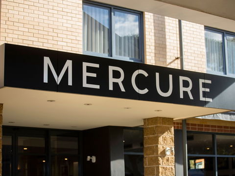 Mercure Sydney Manly Warringah - Surfers Paradise Gold Coast 1