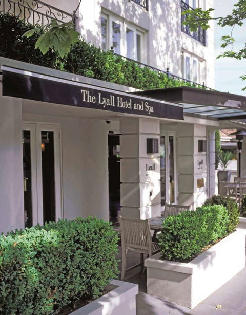 The Lyall Hotel - Surfers Paradise Gold Coast 1