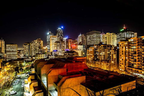 Adge Apartment Hotel - Surfers Paradise Gold Coast 2