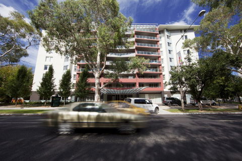 Pacific Suites Canberra - Surfers Paradise Gold Coast 0