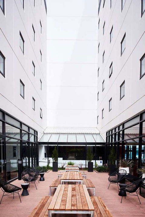 Essence Hotel Carlton - Surfers Paradise Gold Coast 0
