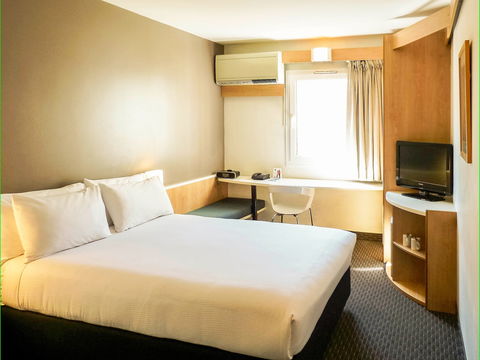 Ibis Sydney Thornleigh - Surfers Paradise Gold Coast 1