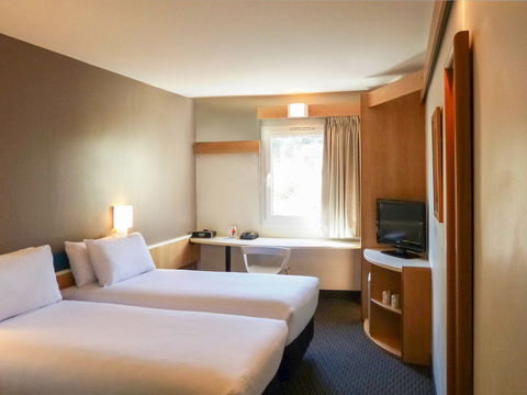 Ibis Sydney Thornleigh - Surfers Paradise Gold Coast 2
