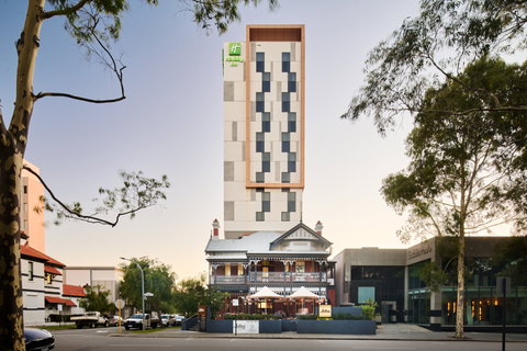 Holiday Inn West Perth - Surfers Paradise Gold Coast 1