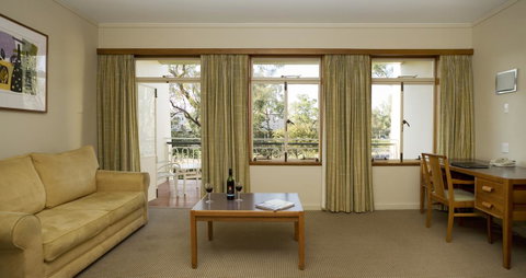 University House - ANU - Surfers Paradise Gold Coast 4