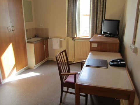 University House - ANU - Surfers Paradise Gold Coast 44