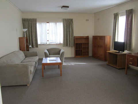 University House - ANU - Surfers Paradise Gold Coast 39